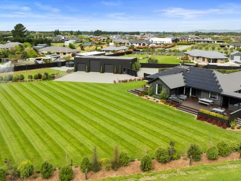 37 Braeburn Crescent, Swannanoa