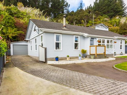 19 Mimihau Grove, Wainuiomata