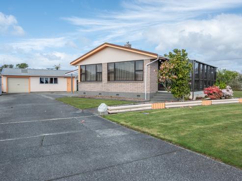 10 Hoffman Street, Hokitika
