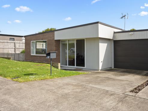 72 Prado Drive, Pukekohe
