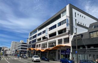 Top Notch Office Block On the Edge of Town