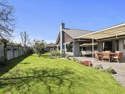 11 Pelorus Place, Redwoodtown