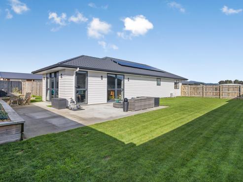 94 Hinemoa Street, Levin