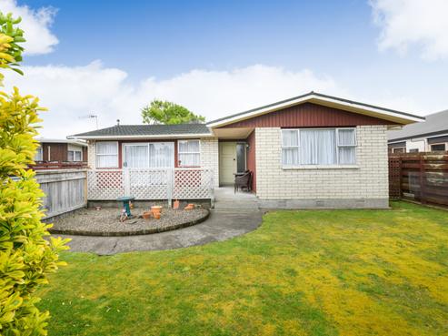 9 Kimberley Grove, Westbrook