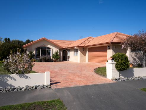 68 Eastwood Rise, Waimairi Beach