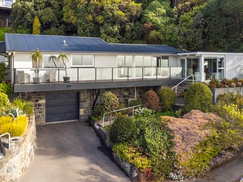 14 Saint Andrews Hill Road, Mount Pleasant