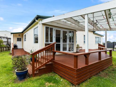 20B Calgher Avenue, Waitara