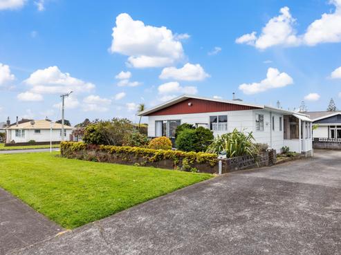 2/86 Grey Street, Waitara