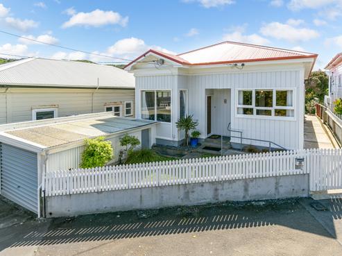 32 Liffey Street, Island Bay