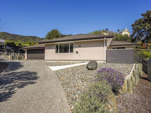12 Saddleback Road, Todds Valley