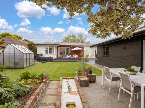 70 Grahams Road, Burnside