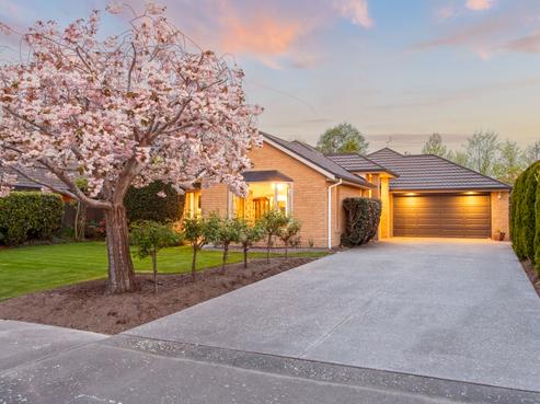 5 Aylsham Lane, Casebrook