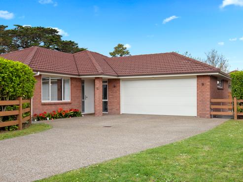 16 Searle Drive, Patumahoe