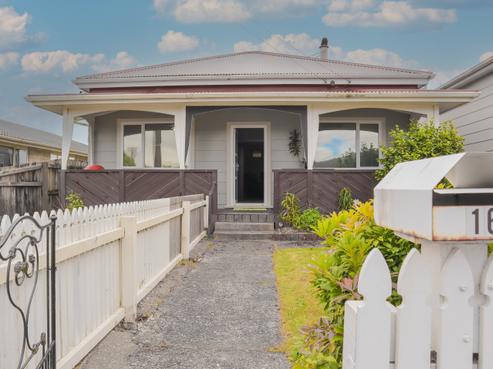 166 Preston Road, Blaketown