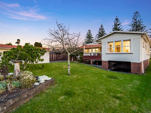 74 Riddell Road, Glendowie