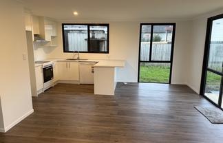 71 Heathdale Crescent, Papakura