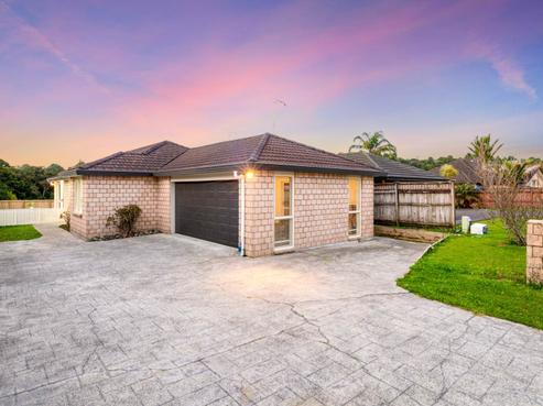 18 Norman Close, The Gardens