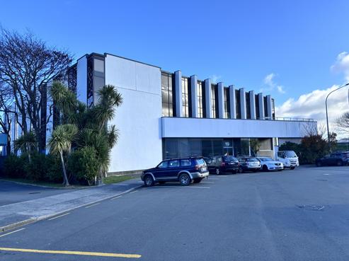 19 Market Grove, Central Hutt