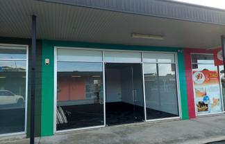 Prime shop at the Plaza