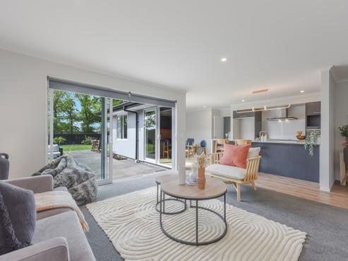 15 Oakdale Grove, Richmond