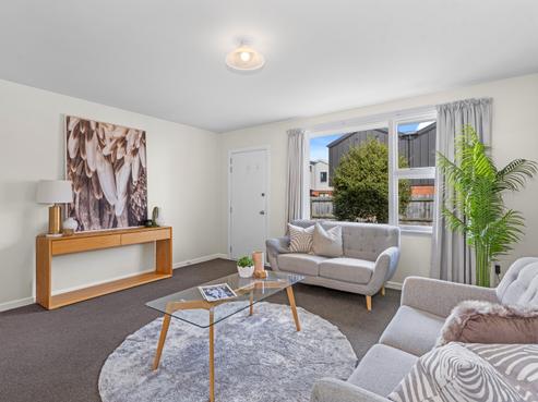 2/497 Gloucester Street, Linwood