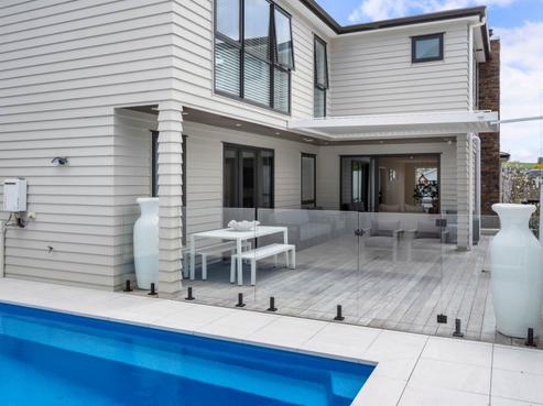 16 Turutu Place, Long Bay