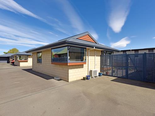 12B Grassmere Street, Papanui