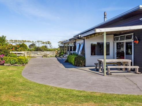 5674 Mountain Road, Normanby