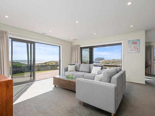 20 Ocean Beach Street, Foxton Beach