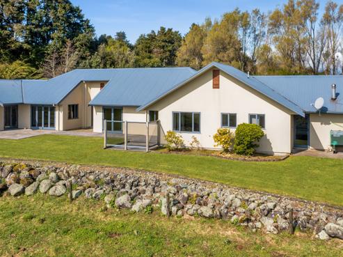 311 Croydon Road, Midhirst