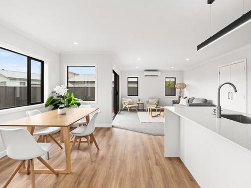 910B Copeland Road, Akina