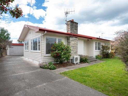 60 Wycliffe Street, Onekawa