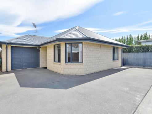 26C Sawyers Arms Road, Northcote