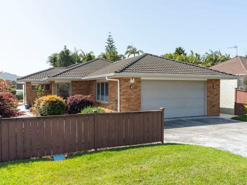 17 Armstrong Avenue, Woodhill