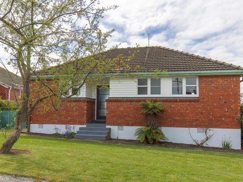 16 Forth Street, Marchwiel