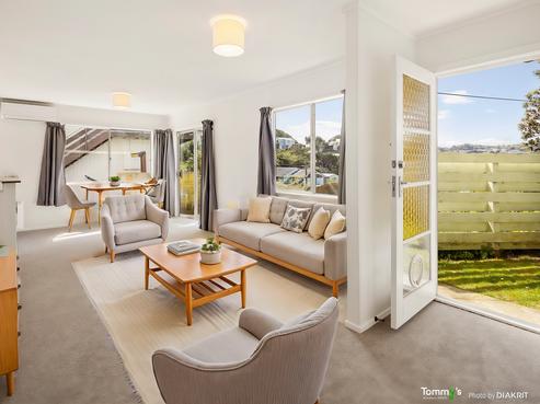 5 Wye Street, Island Bay