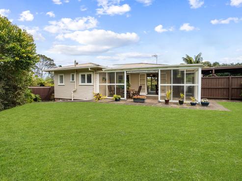 13 Wharf Road, Te Atatu Peninsula