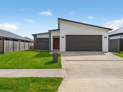 8 Whitten Way, Trentham
