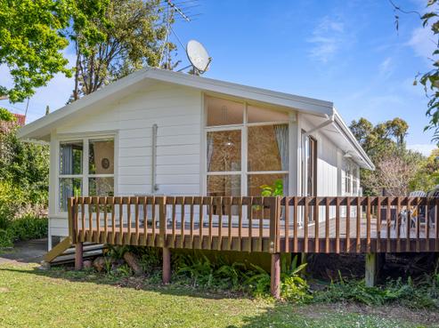 86 Eskdale Road, Birkdale