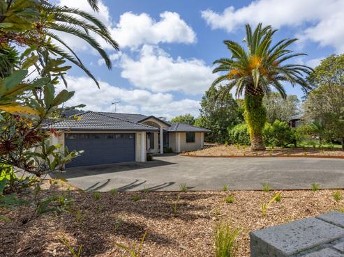 14 Applemoors Way, Riverhead