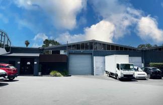 STUNNING PARNELL SHOWROOM/WAREHOUSE & OFFICE
