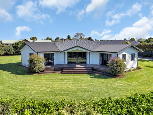 4 Beau Lane, Maunu