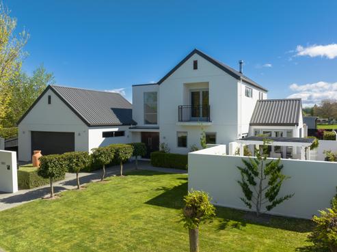 1 Evesham Lane, Springlands