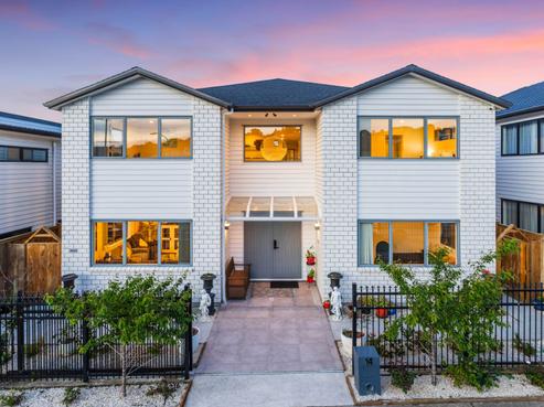 14 Lime Hill Rise, Flat Bush