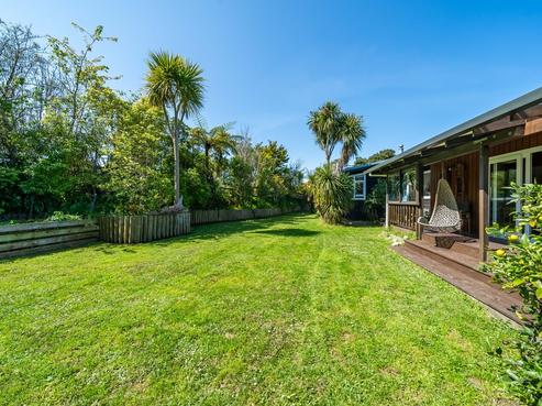 23 Corrondella Grove, Belmont