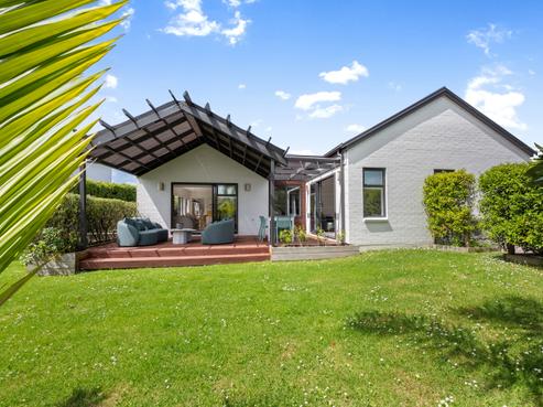 15 Bartlett Drive, Silverdale