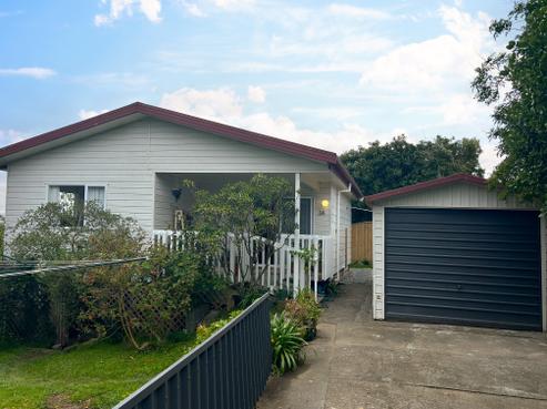 3A Roberts Street, Tawa