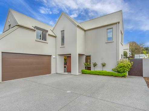 33 Crofton Road, Harewood