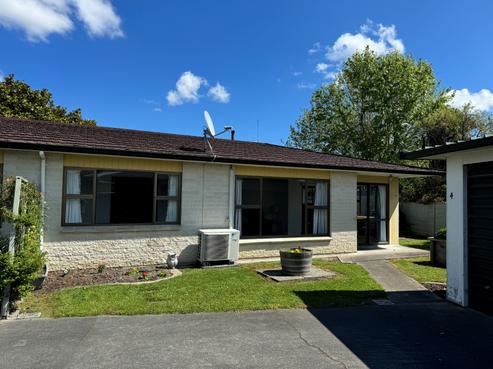 4 Bethel Court, Milson
