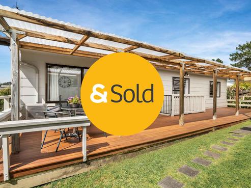 2/35 Topliss Drive, Northcross